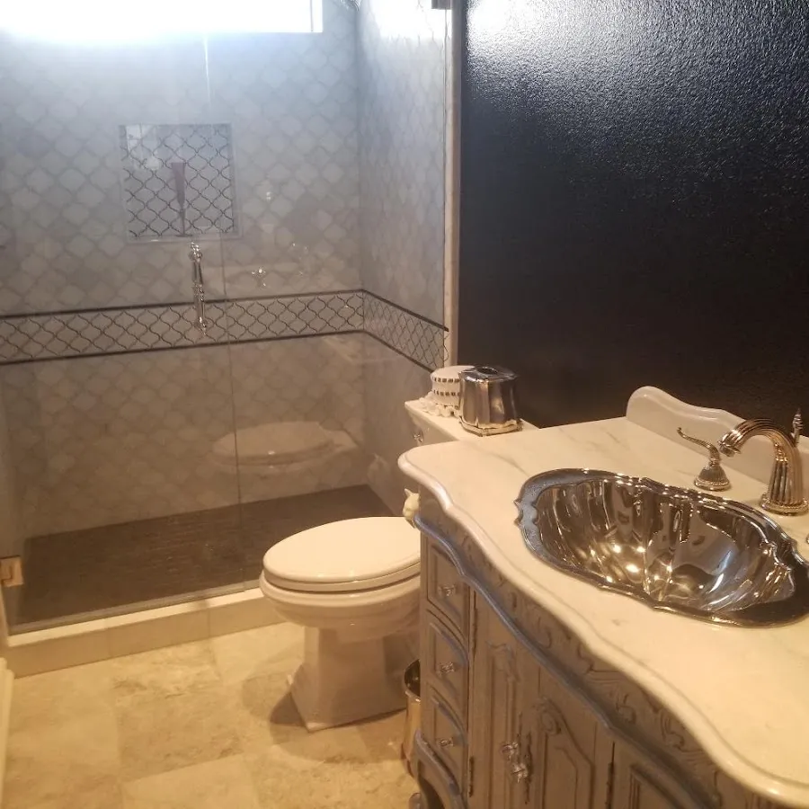 Professional plumbing work and bathroom remodeling in Tulare